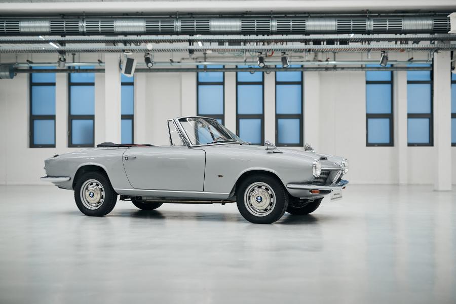  BMW 3200 CS Convertible 1967 года  (фото 13 из 18)